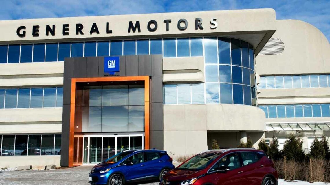 GM recalls vehicles