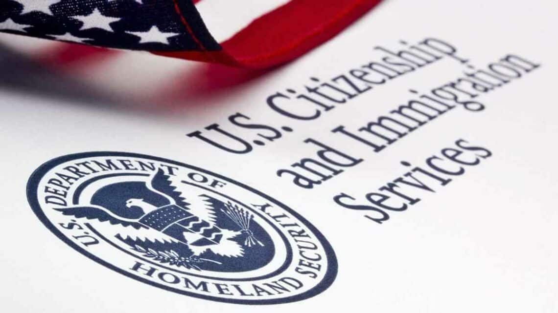 USCIS confirms it: this is how you can speed up immigration procedures such as green cards and visas.