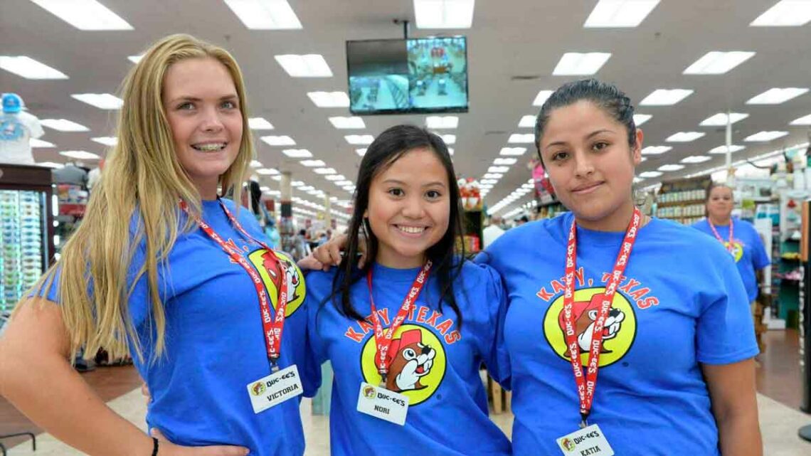 Employees needed to work at Buc-ee's: Wages at $30 per hour and plenty of time off.