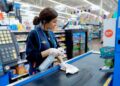 Salary up to $200,000: Employees wanted to start working for Walmart