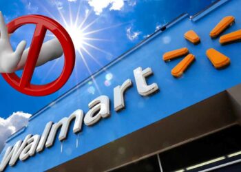 Walmart confirms a controversial decision: It will no longer accept these bills in its stores