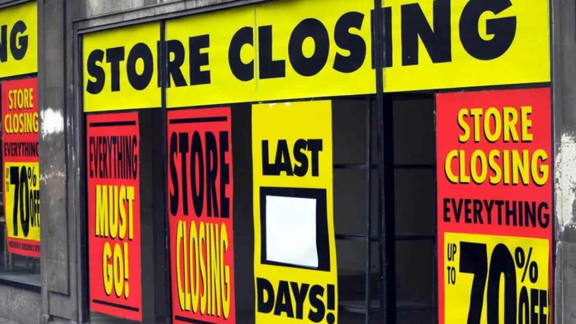 A new bankruptcy shakes U.S. commerce: well-known retail chain closes all its stores