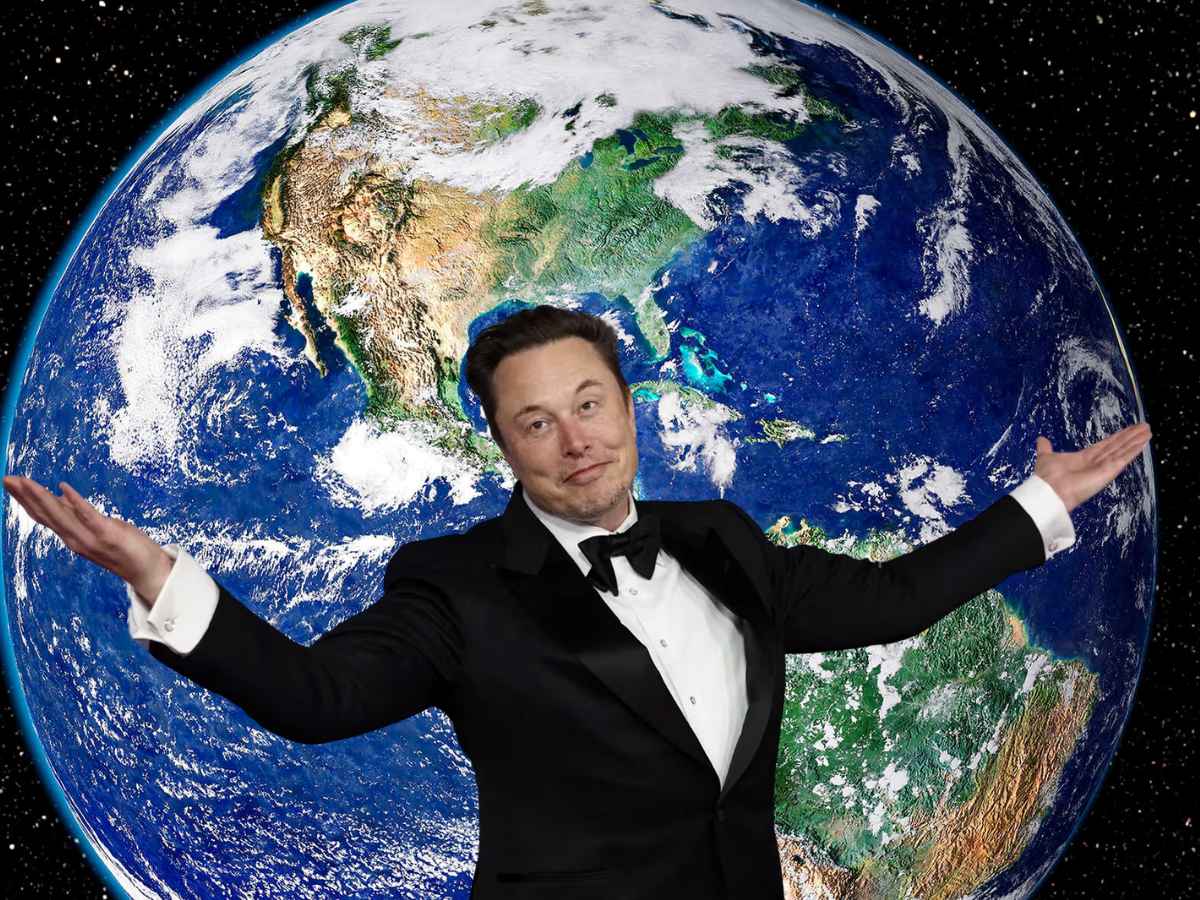 Tech entrepreneur in tuxedo spreading arms before a full-Earth backdrop, symbolizing Starlink’s free global satellite service for compatible smartphones launching July 2025