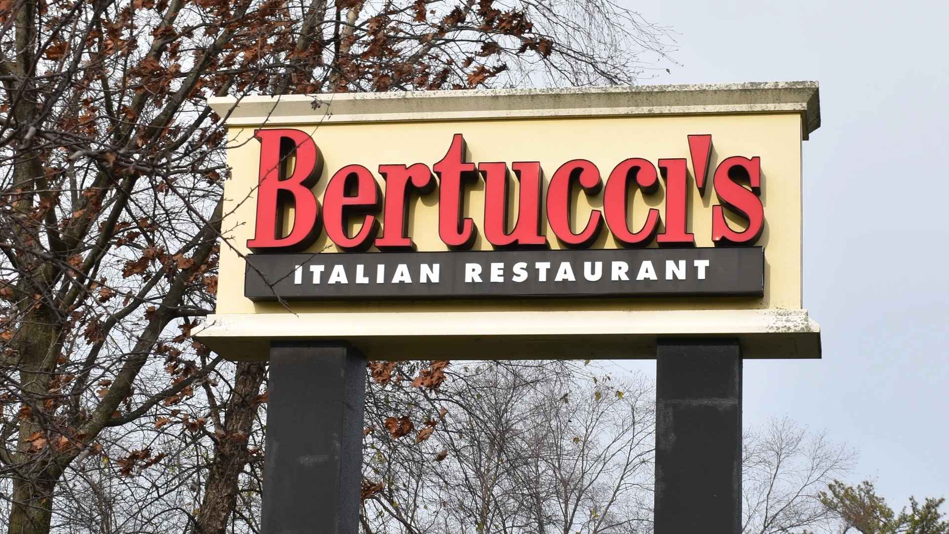 Bertucci’s Italian Restaurant roadside sign, representing the iconic pizza chain now seeking Chapter 11 bankruptcy protection