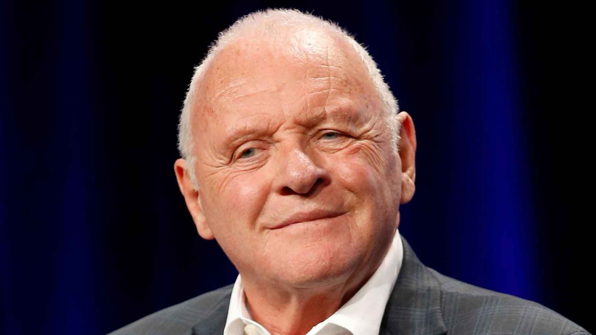 Anthony Hopkins smiling during a public appearance, illustrating his vitality and sharp mind at nearly 90 years old