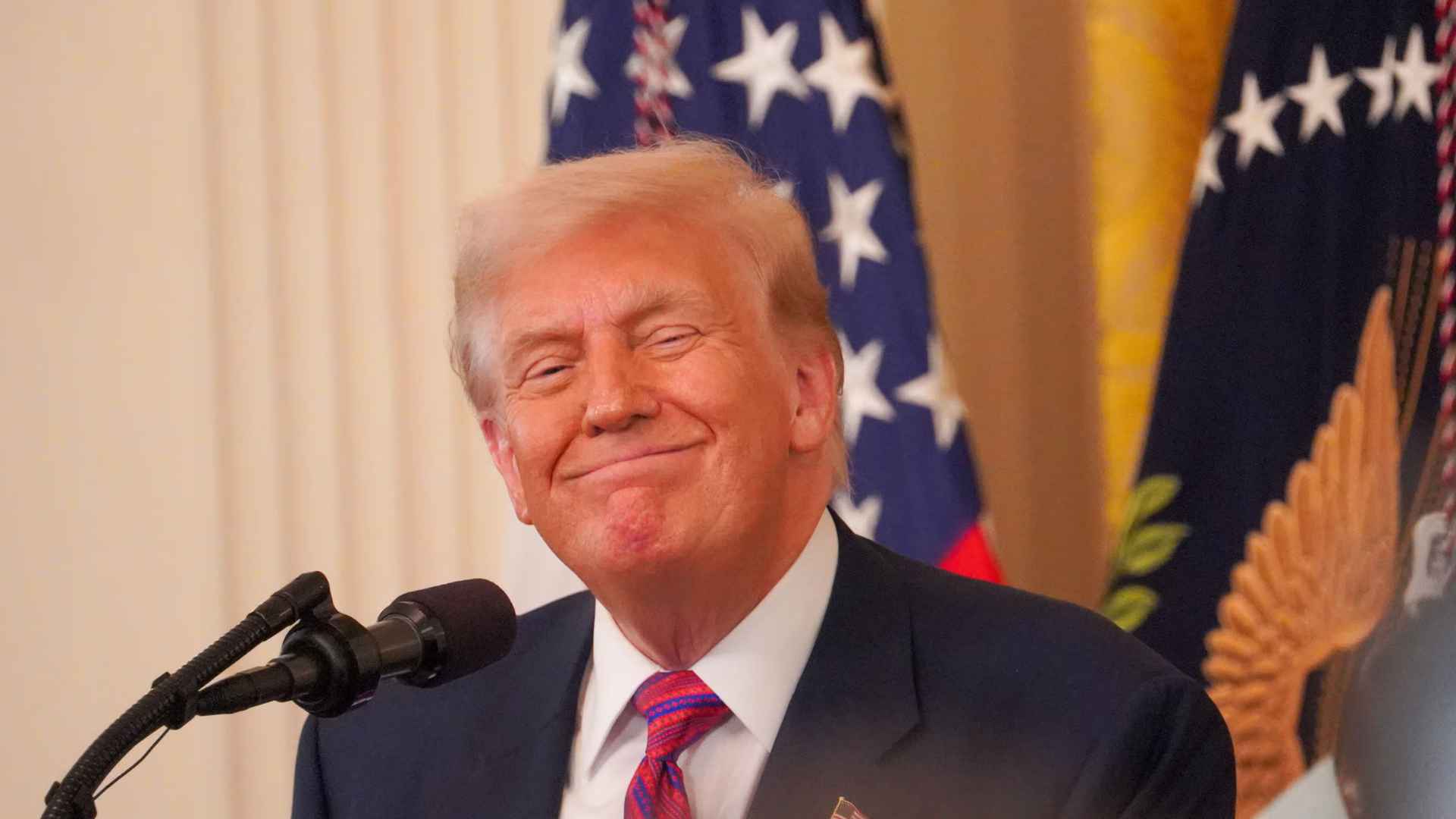 Trump signs executive order on 401(k) retirement savings allowing private equity and cryptocurrency investments