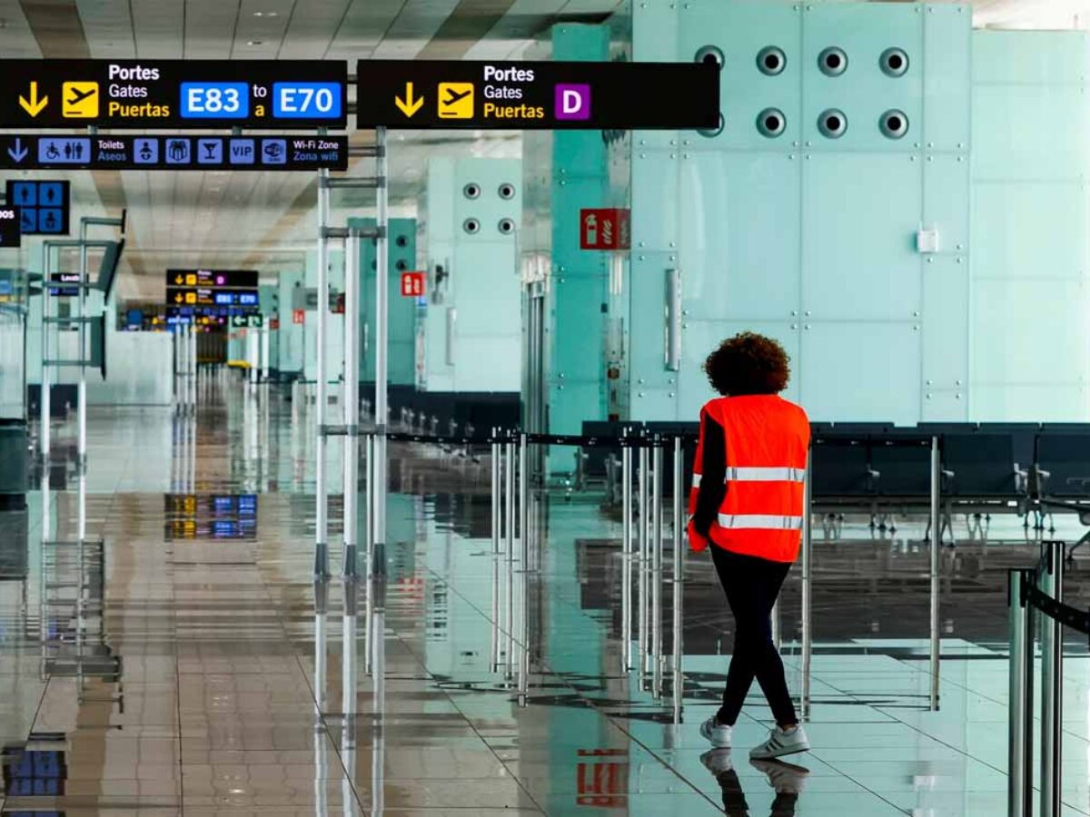 Se necesita personal para trabajar en el Aeropuerto Josep Barcelona-El Prat