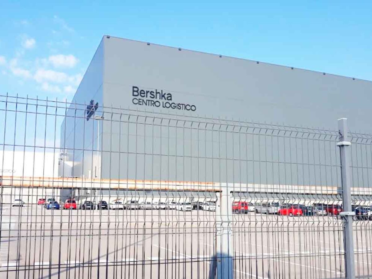 Bajo Perder Subir Se necesitan 10 personas en Palafolls (Barcelona) para el centro logístico  de BERSHKA