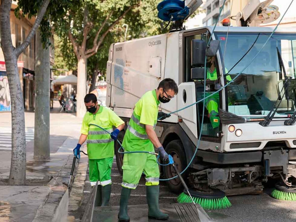 Vegetales Odio Excretar Se necesitan 40 personas en Barcelona para trabajar en FCC Medio ambiente