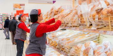 Alcampo necesita trabajadores/as para sus supermercados con sueldos de 1.300