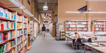 Oferta de empleo para trabajar en la biblioteca de la Universidad Europea de Valencia