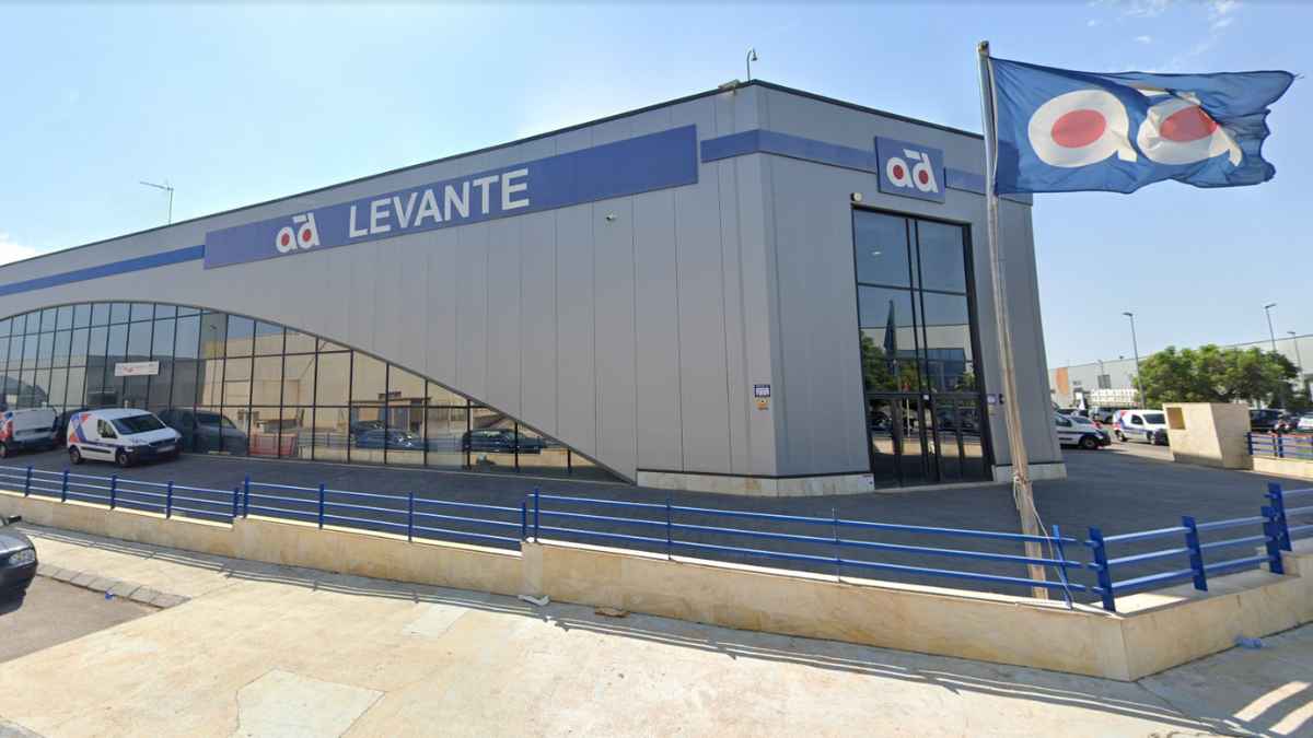 Personal logístico Almazora Castellón trabajar AD Levante