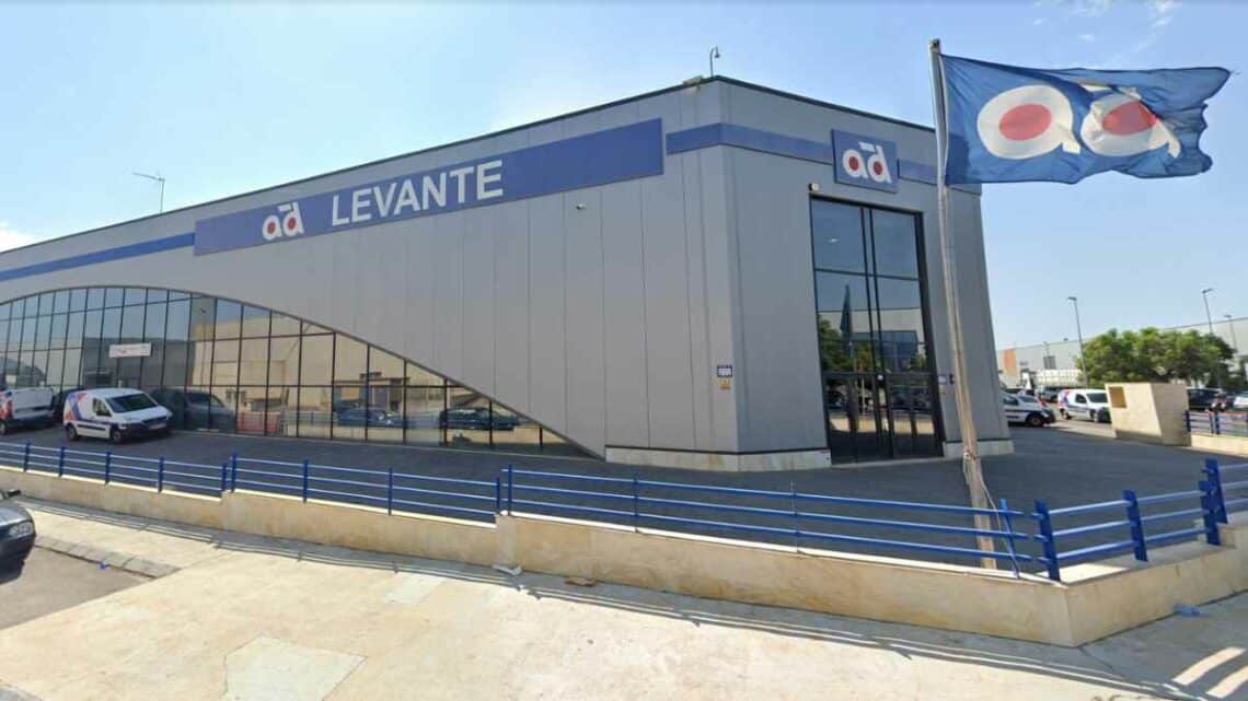 Personal logístico Almazora Castellón trabajar AD Levante