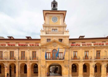 El Ayuntamiento de Oviedo convoca 14 plazas de conductor.