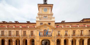 El Ayuntamiento de Oviedo convoca 14 plazas de conductor.