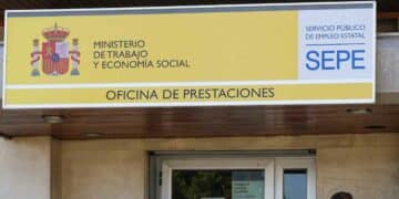 Cobrar paro desempleo baja voluntaria trabajo