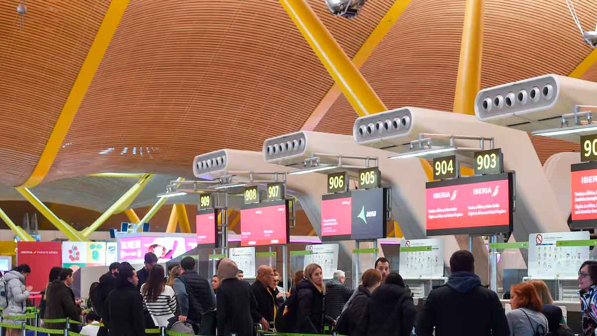 Oferta de empleo para el Aeropuerto de Madrid-Barajas.