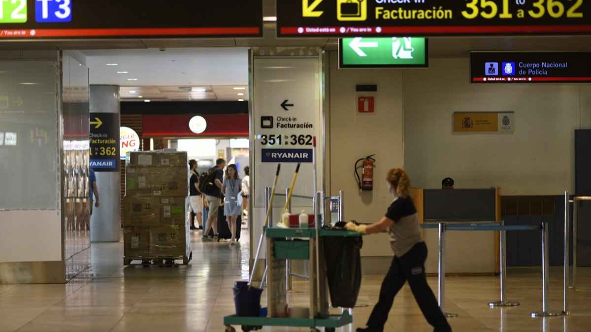 Limpieza Madrid trabajar aeropuerto Barajas