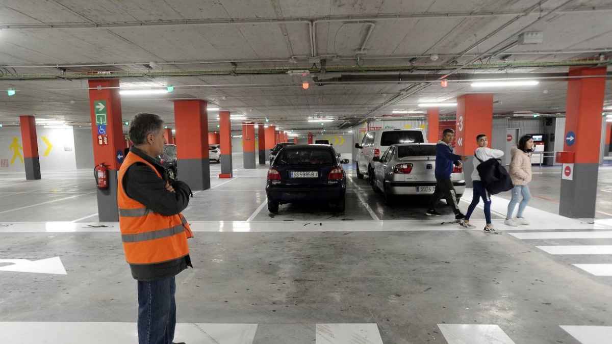 SEPE necesita personal trabajar parking