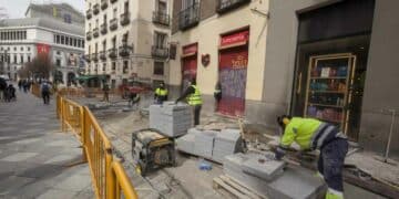 Ayuntamiento Madrid oferta empleo público plazas auxiliar obras vías públicas