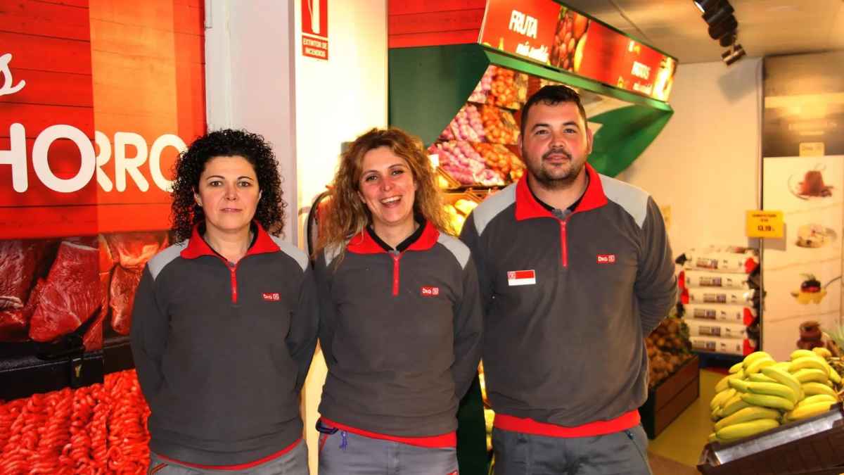 Supermercados DIA anuncia nuevas ofertas de empleo para trabajar en sus tiendas.