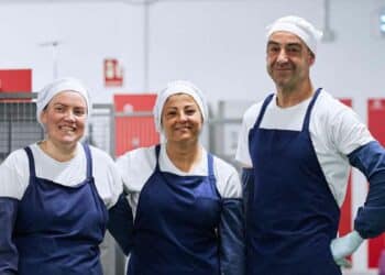 Nuevos trabajadores cubrir vacantes Importaco empresa frutos secos Mercadona