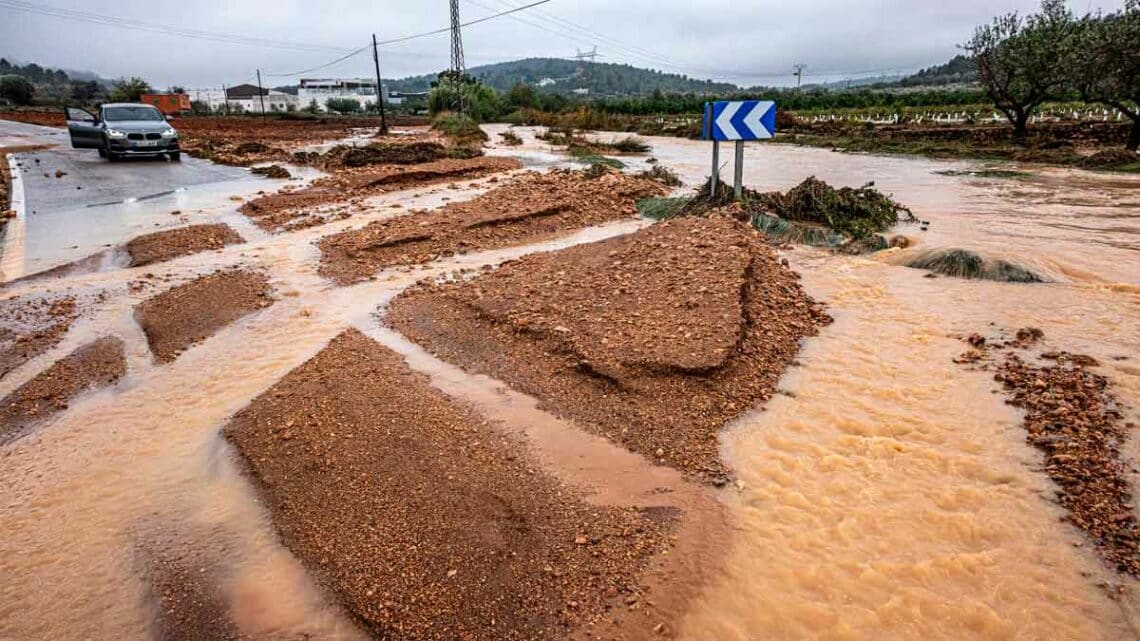 Necesita personal Comunidad Valenciana trabajar conservación carreteras puentes caminos