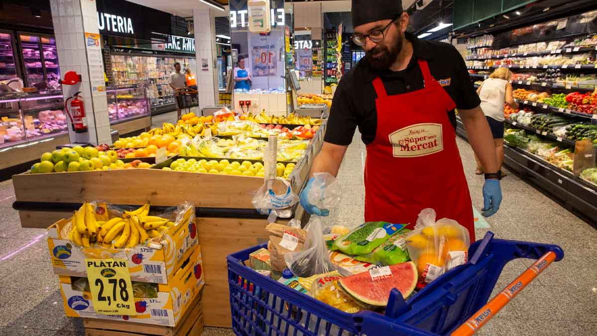 Contratar personal Barcelona trabajar supermercados Keisy