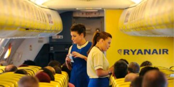 Ryanair trabajar tripulantes cabina agentes pasaje sin experiencia