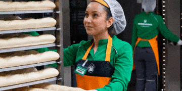 Mercadona lanza un aoferta de empleo con 10 vacantes para trabajar en su fábrica de pan.