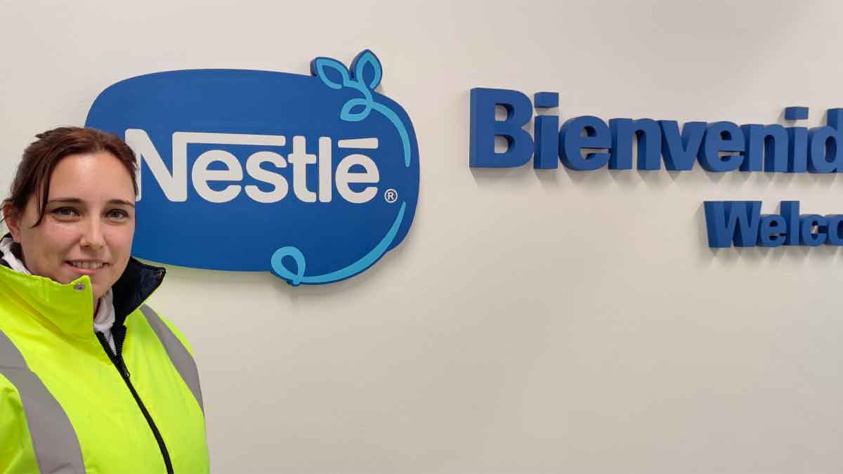 Nestlé lanza 60 ofertas de empleo para trabajar en fábricas y oficinas.