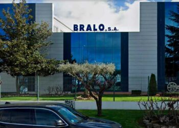 Bralo lanza una oferta de empleo para trabajar en la fábrica de Pinto.