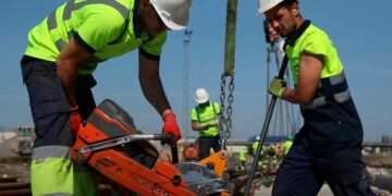 Sacyr ofrece contratos fijos personas quieran trabajar construcción