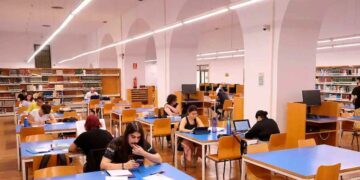 Oferta de empleo con 100 vacantes para trabajar en bibliotecas.