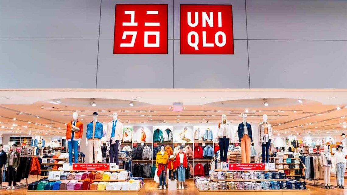 UNIQLO abre nueva macro tienda Madrid necesitan 10 personas fijas para trabajar como dependientes