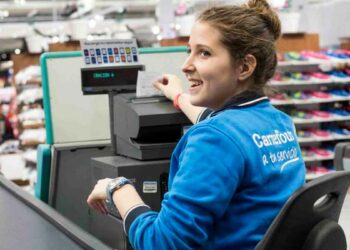 Necesitan 59 personas sin experiencia para trabajar todas secciones supermercados Carrefour