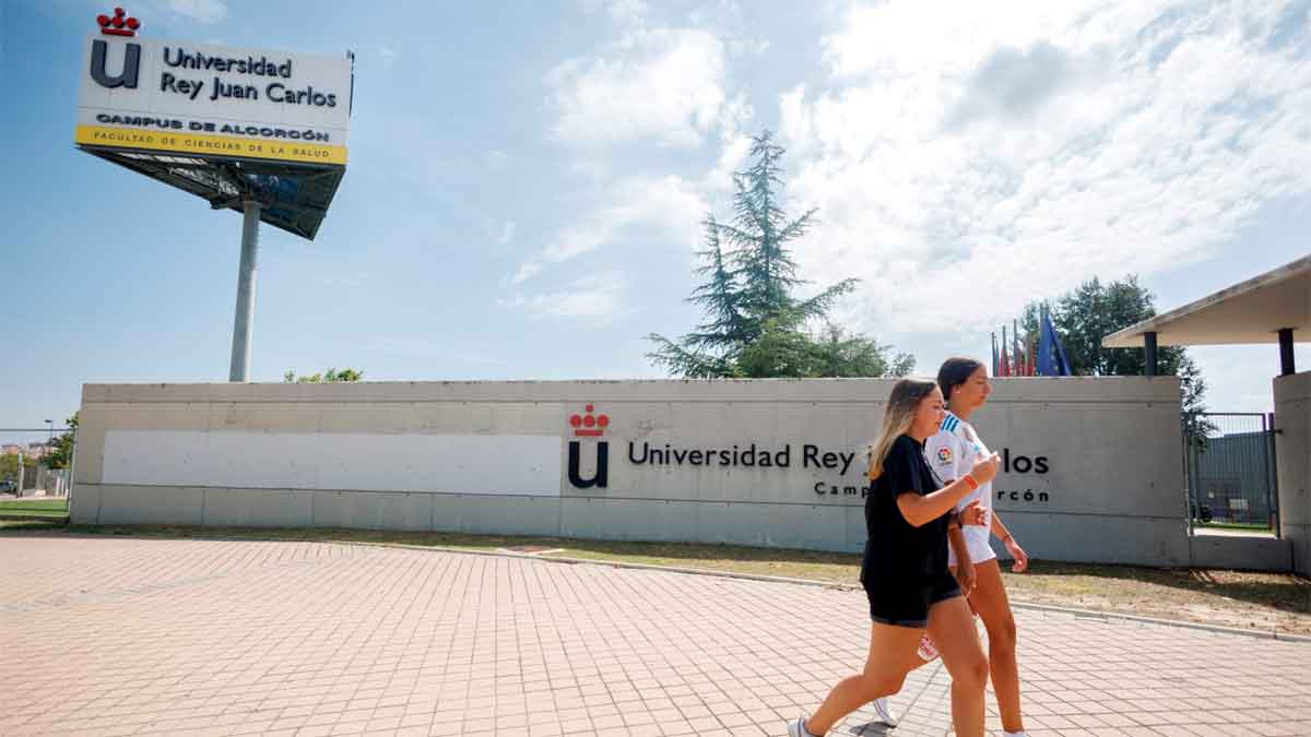 Universidad Rey Juan Carlos Madrid ofrece 5 plazas fijas para toda vida como auxiliar archivos bibliotecas museos