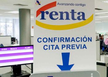 Aviso a las personas que cobren menos de 35.200 euros: la declaración de la Renta viene con sorpresa.