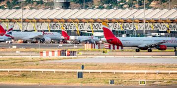 Oferta de empleo para trabajar en el Aeropuerto Adolfo Suárez Madrid-Barajas.