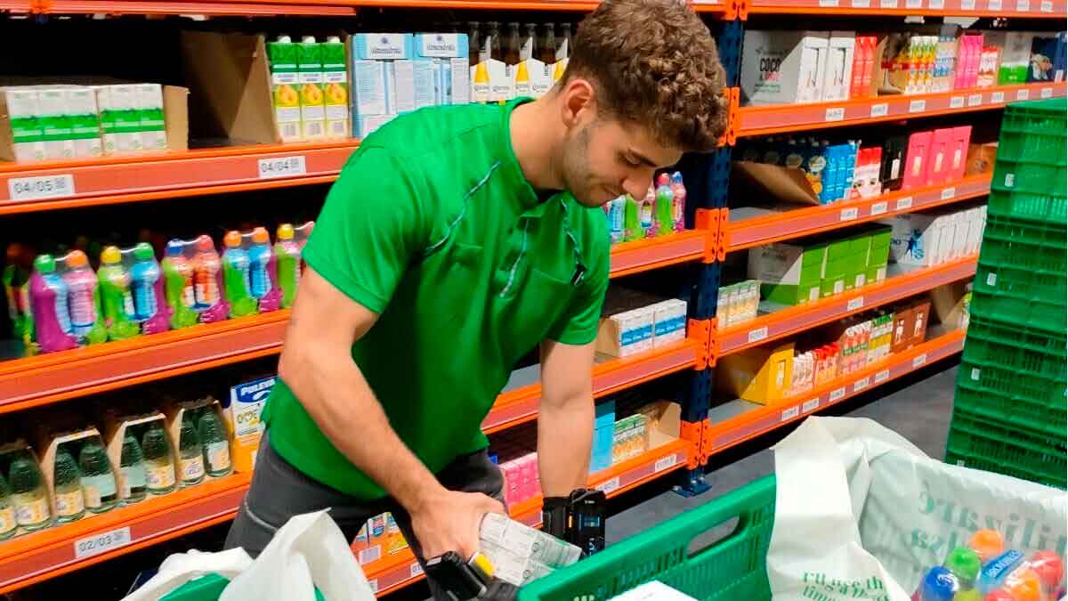 Oferta de empleo para trabajar en el centro logístico de Mercadona en Getafe, Madrid.