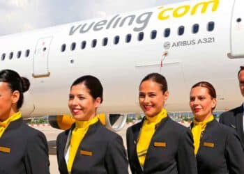 Vueling Barcelona personal puestos trabajo