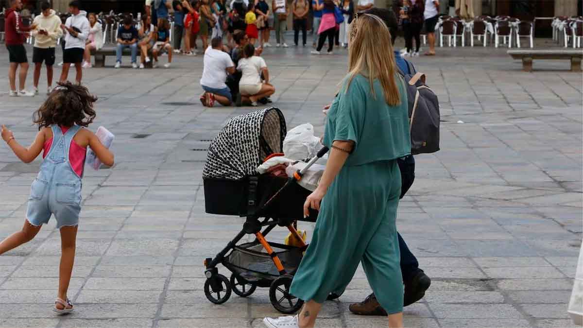 ayuda mitad hogares con ninos tienen derecho pero solo solicitan 10