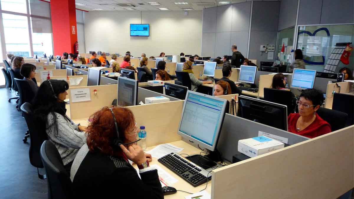 Curso gratuito de llamadas de teleasistencia.