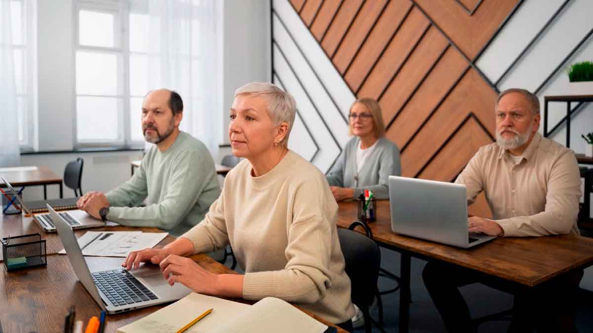 Cursos gratuitos del SEPE para mayores de 50 años.