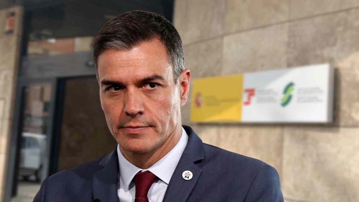 Pedro Sánchez, presidente del Gobierno de España explicando las nuevas condiciones de jubilación para obtener el 100% de la pensión.