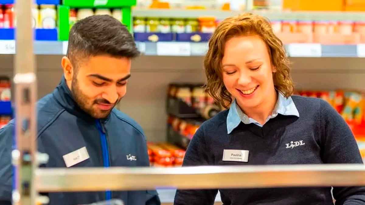 Lidl lanza 143 ofertas de empleo.