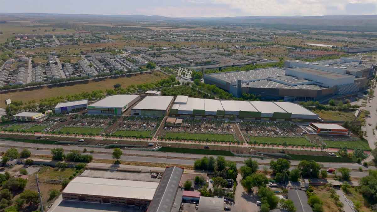 nuevo macrocentro comercial madrid dara trabajo mas 350 personas