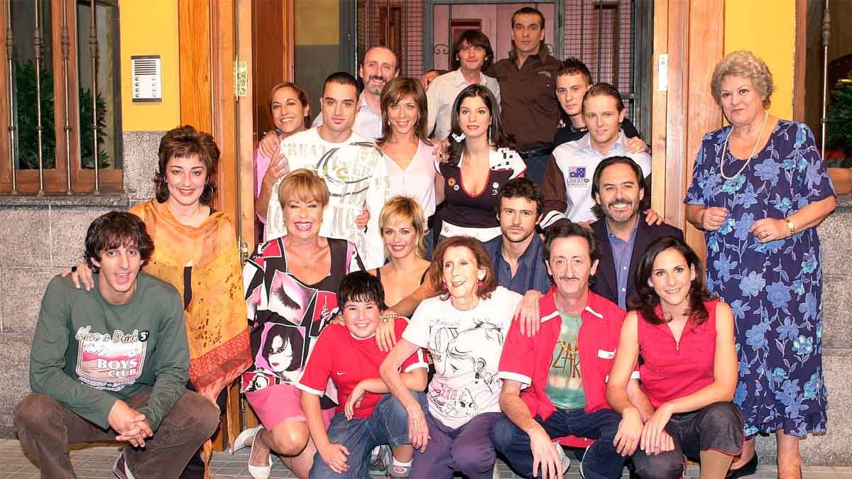 trabajar aqui no hay quien viva vivir cobrar paro dura historia actores mas famosos espana