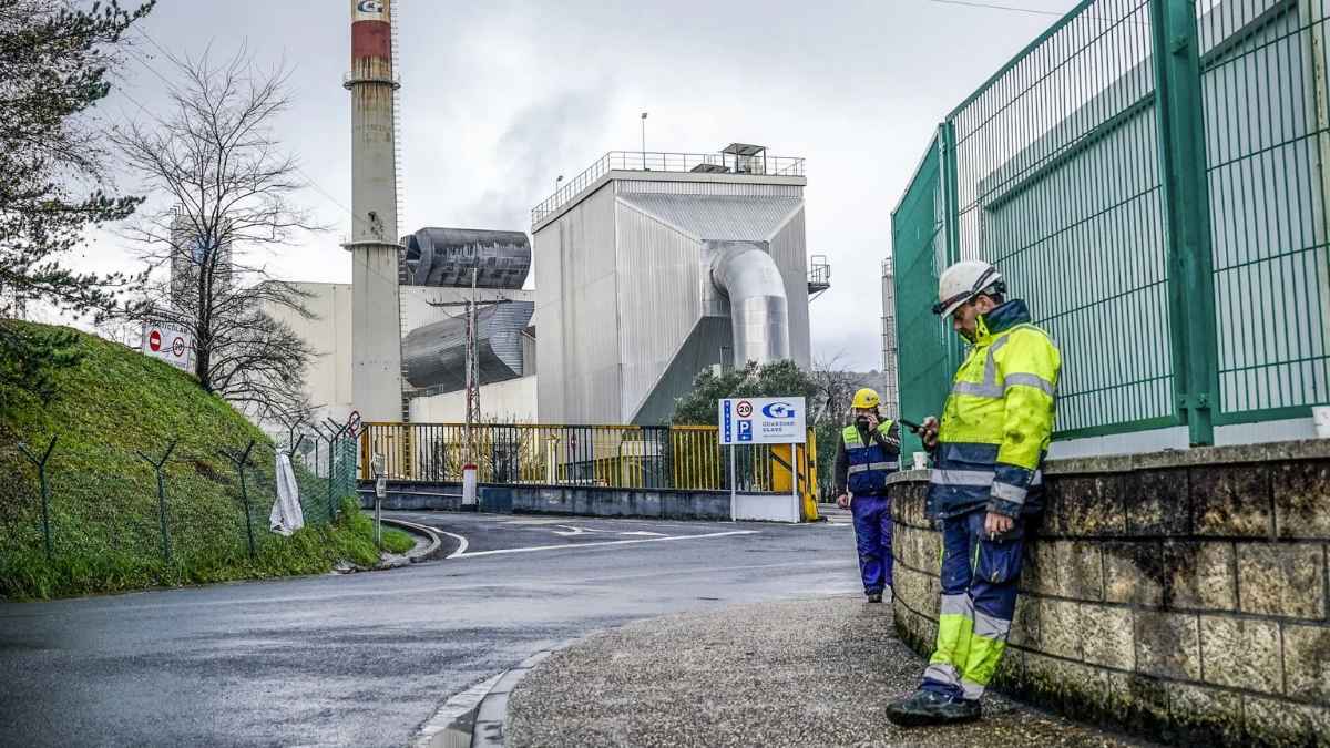 171 trabajadores calle culpa ere alava guardian llodio se va de rositas