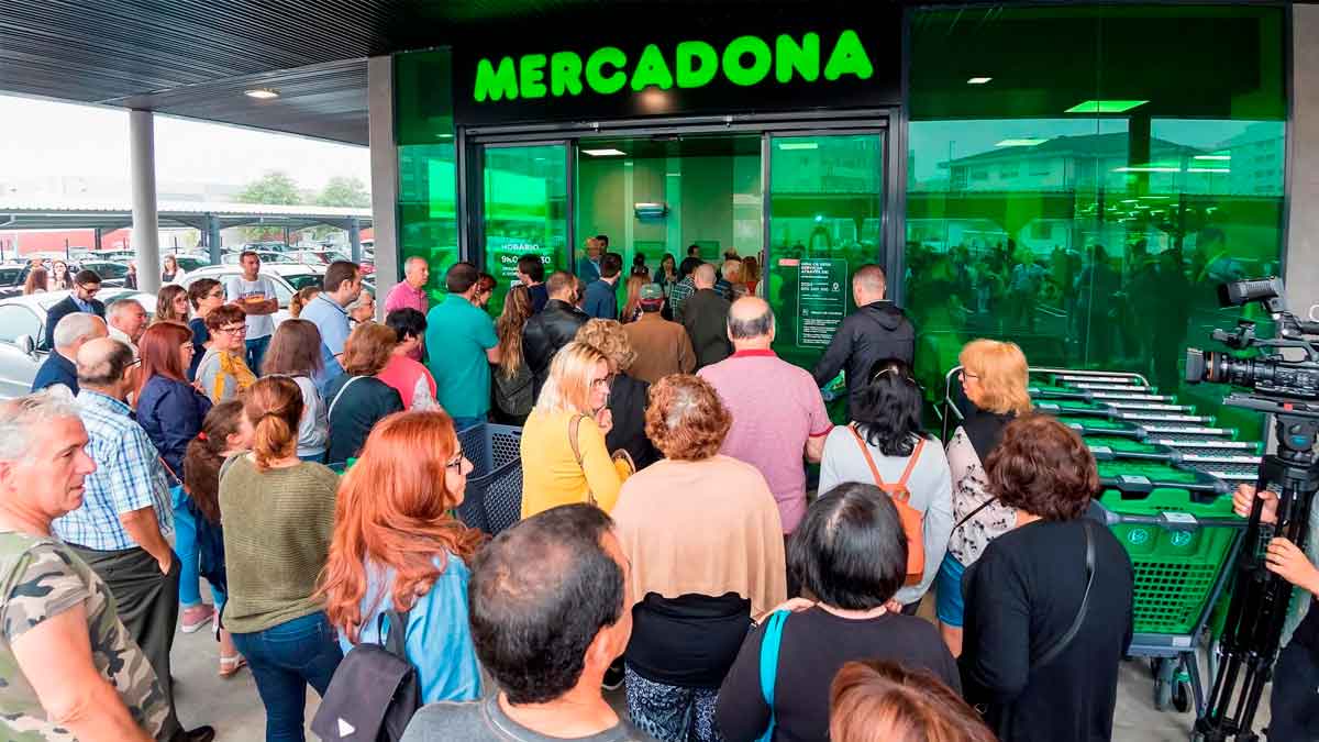 avalancha puertas mercadona para llevarse este pescado made in spain sabe merluza menos 5 euros
